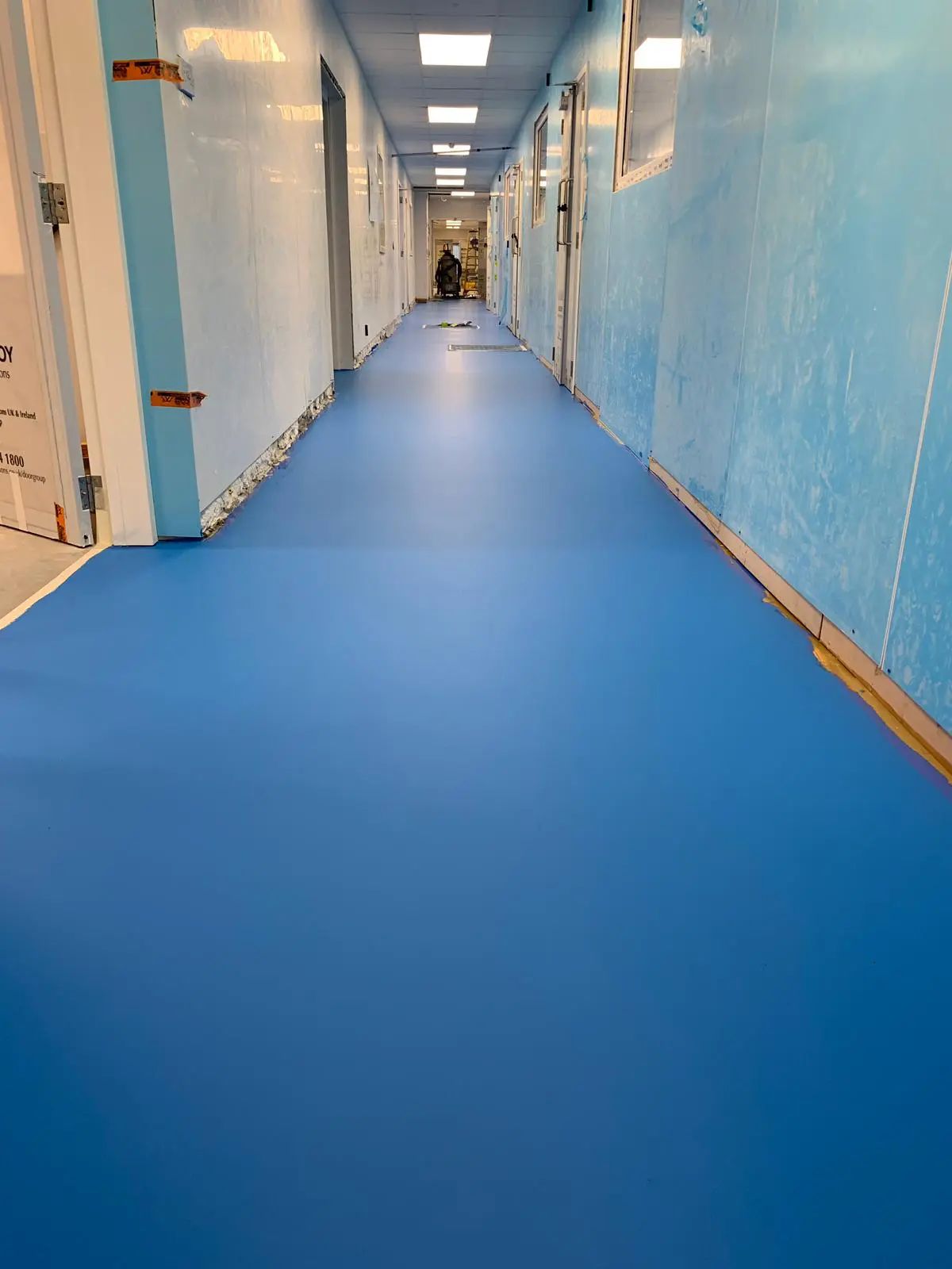 Clean Room Installation | R&B Building Services Clean Room Installation