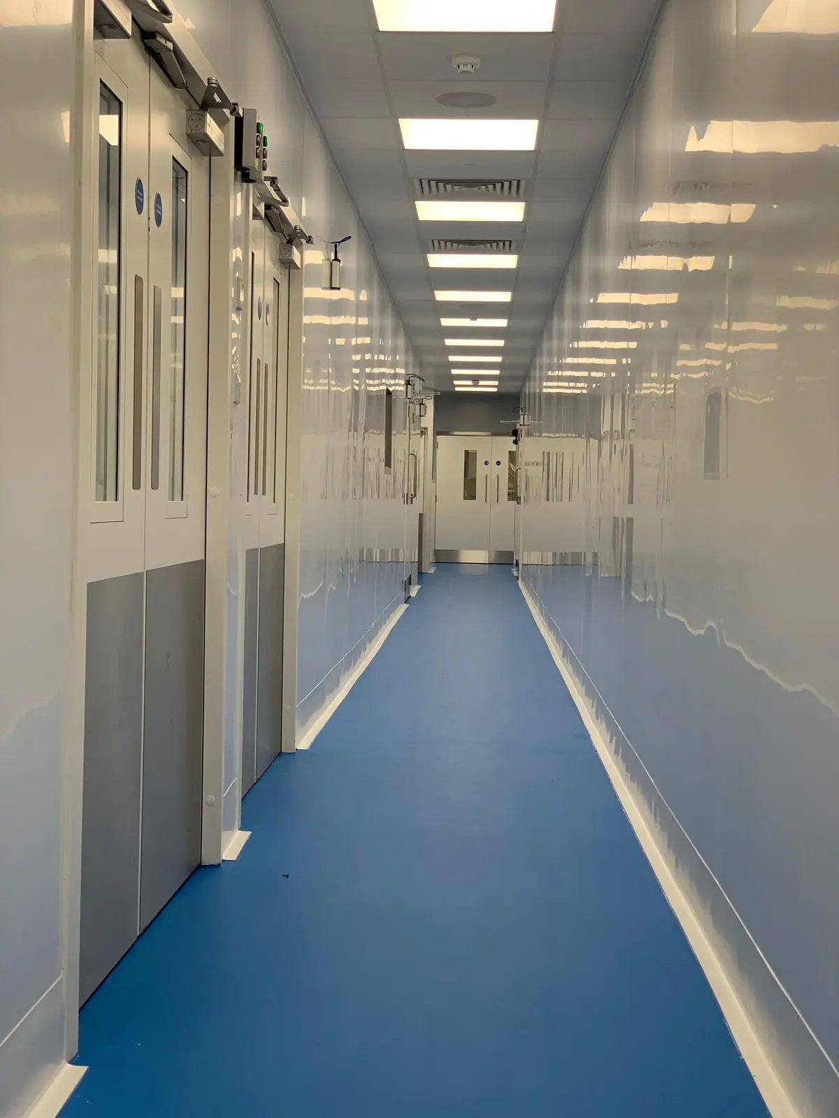 Clean Room Installation | R&B Building Services Clean Room Installation