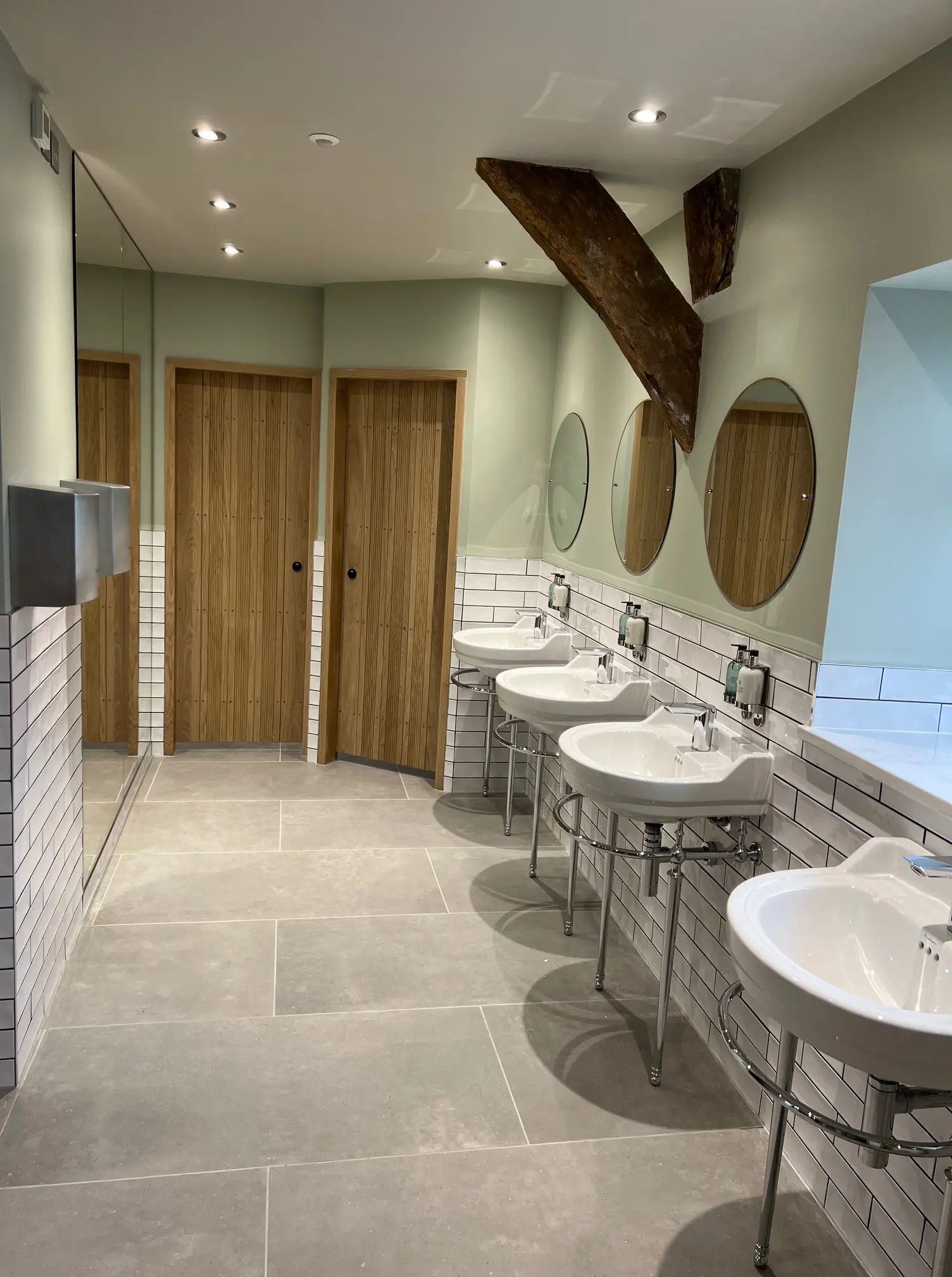 Pub Toilet Renovation | R&B Building Services Pub Toilet Renovation